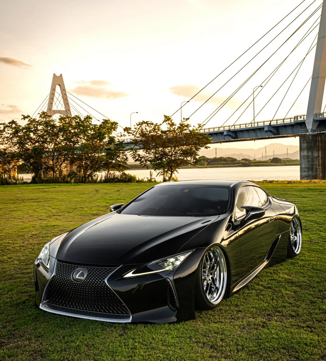 Pressure built me, pain trained me. 🖤🕷️