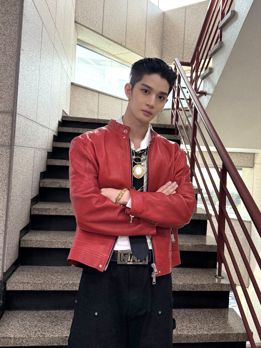 배진영 (BAE JIN YOUNG) tweet media
