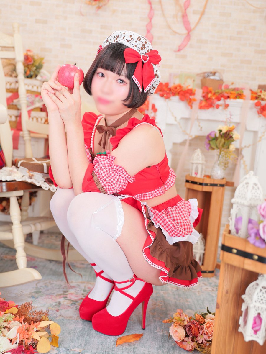 hiru_piyo's tweet image. 『毒りんごだって呪いだってない』