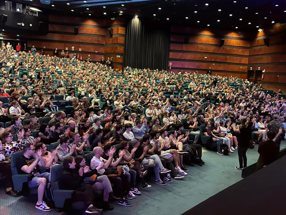 CineAsia Online tweet media