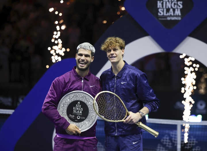 🎾 Heartfelt thanks to H.E. Turki Alalshikh <a href="/Turki_alalshikh/">TURKI ALALSHIKH</a>   and the Saudi <a href="/GEA_SA/">الهيئة العامة للترفيه</a>  for organizing yet another spectacular tennis event!
As Xinhua journalists, we’ve proudly witnessed three years of thrilling matches in the Kingdom! 🇸🇦🏆

#RiyadhSeason #sixkingsslam2025