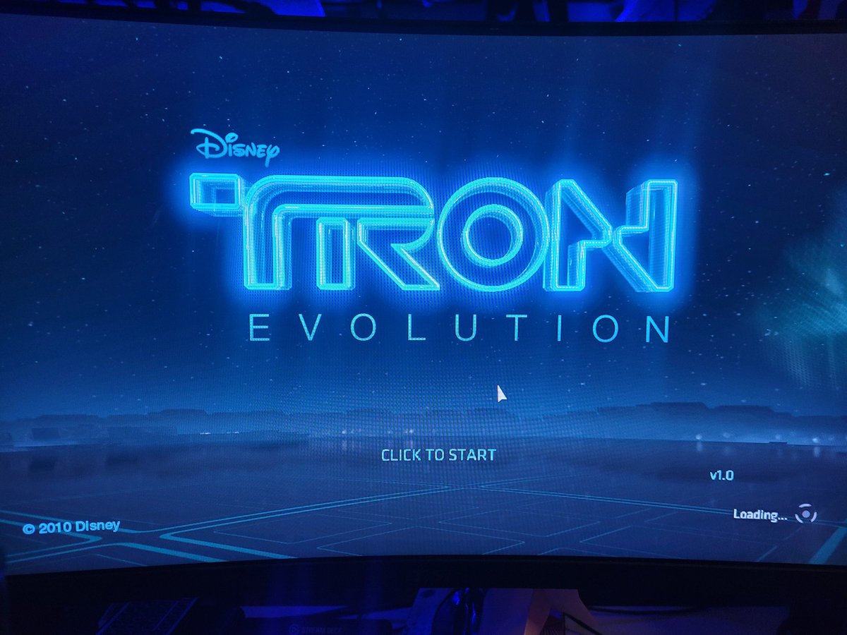SamTuckett_'s tweet image. Bouta play a gem #tron #TronAres #tronevolution
