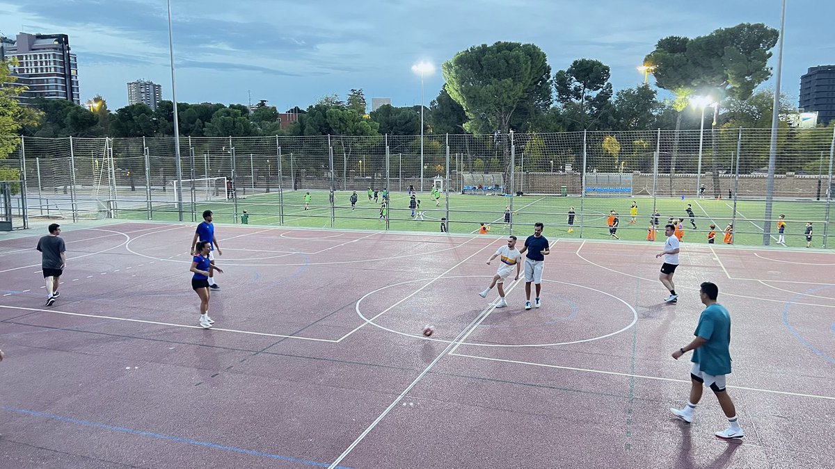 Applivery tweet media