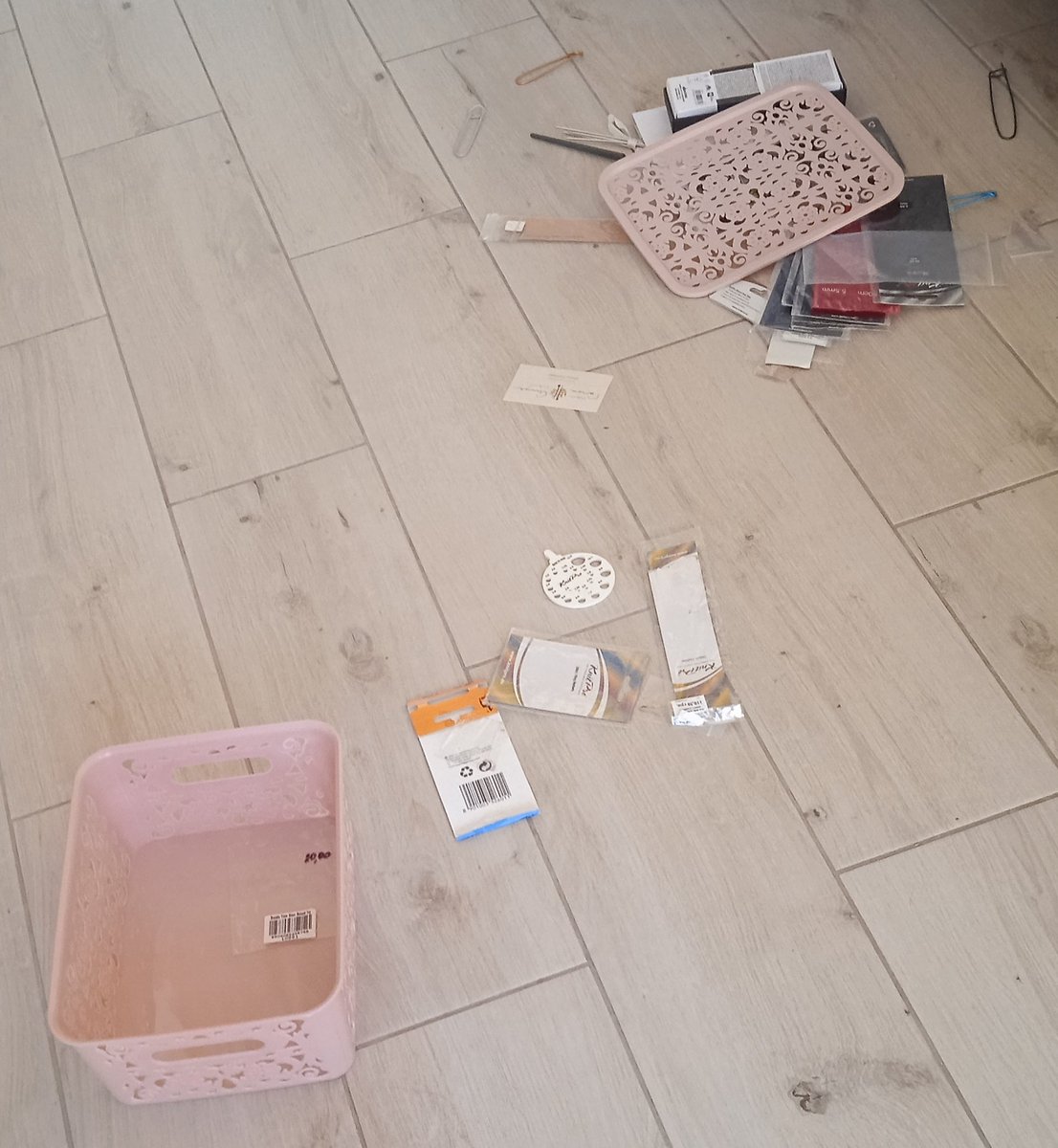 Просто залишу це тут
Кажуть в таких випадках)
Довго пояснювати, але ситуація дуже схожа на чай і каву з іншого твіту