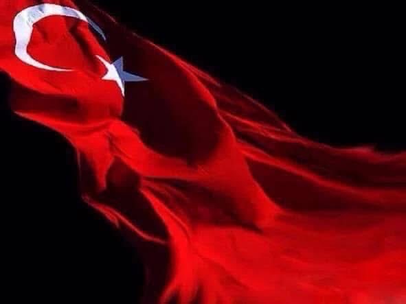 Teröristin biri “Polise Düşman” demiş, emekli bir polis olarak benim için onurdur, gururdur…

Tüm teröristlerin, Devlet, Millet, Bayrak düşmanlarının düşmanıyım.

“Ne Mutlu Türk’üm Diyene.”