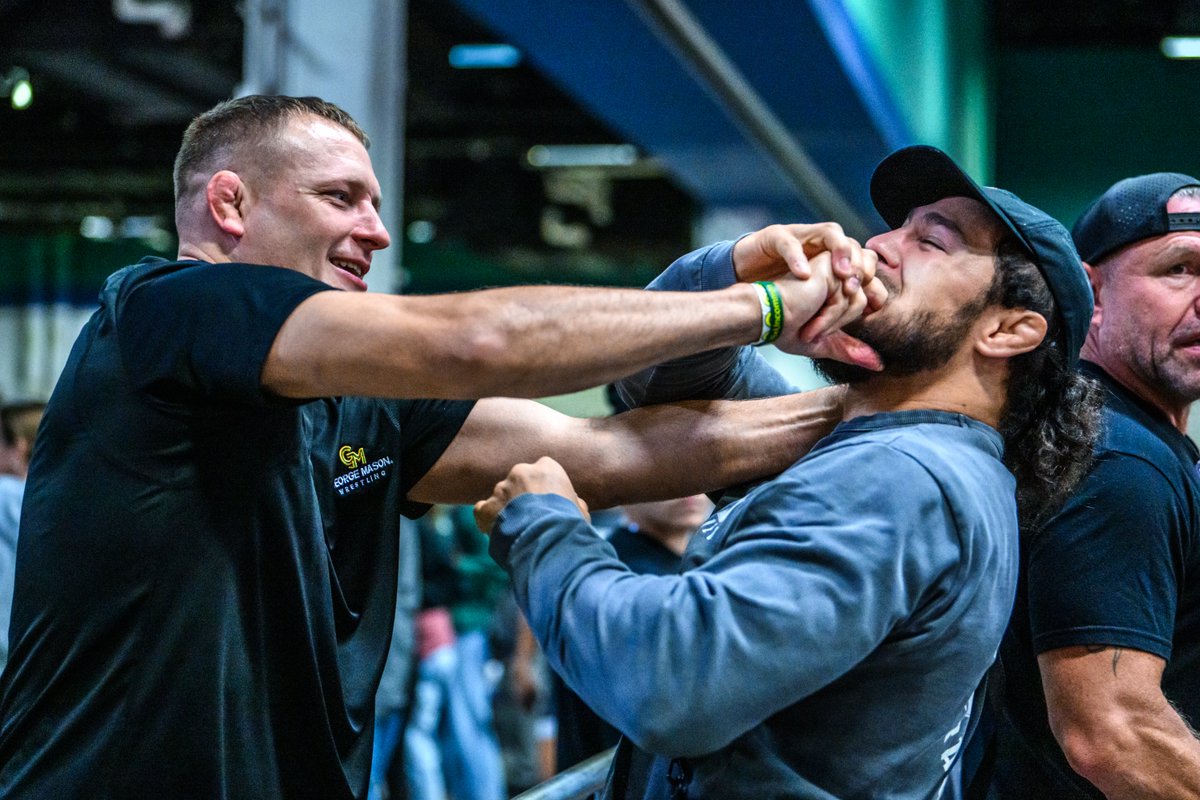 Tony Rotundo (@tony_rotundo) on Twitter photo Posted some shots from Day 1 of Super 32! #super32 
tonyrotundo.smugmug.com/WRESTLERS-ARE-… Posted some shots from Day 1 of Super 32! #super32 
tonyrotundo.smugmug.com/WRESTLERS-ARE-…