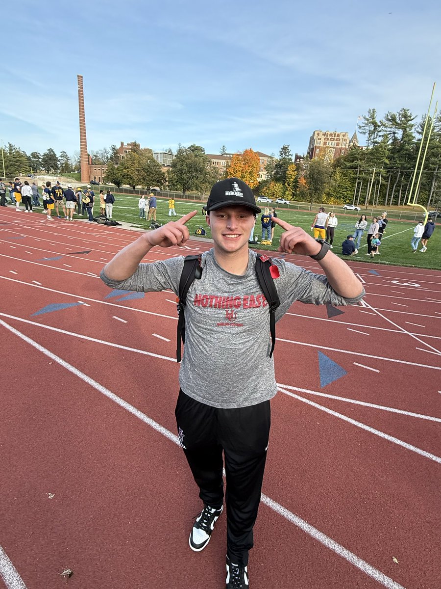 Scored my first 2 collegiate points today! 
youtube.com/shorts/l50e_KI…