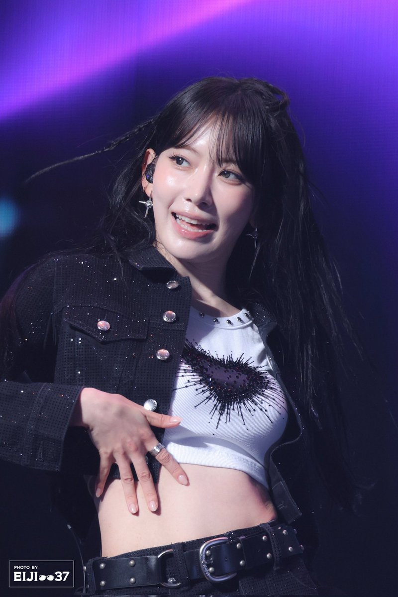 사쿠라🌸] 🖤 #SAKURA #宮脇咲良 #ックラ #LE_SSERAFIM #르세라핌 #ル