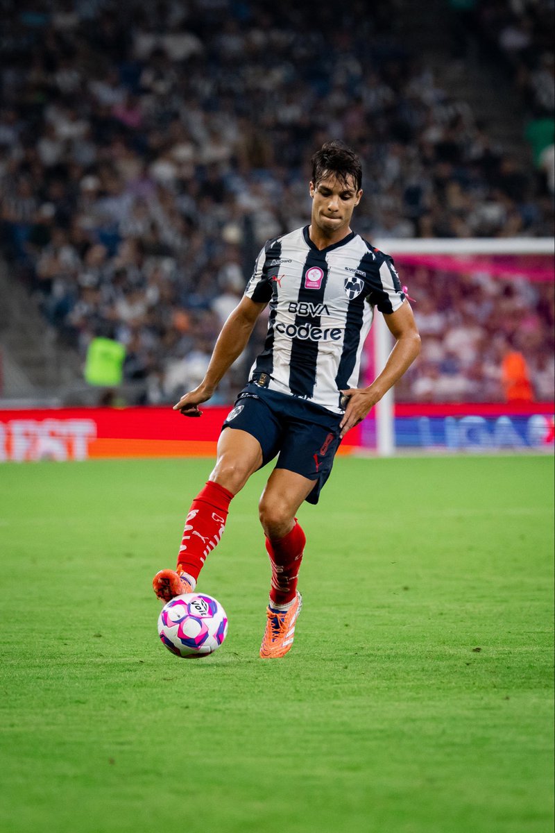 Óliver Torres Muñoz tweet media