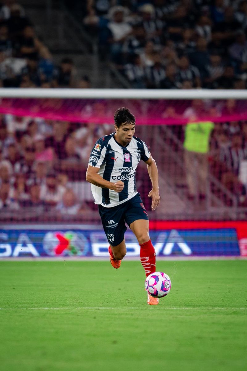 Óliver Torres Muñoz tweet media