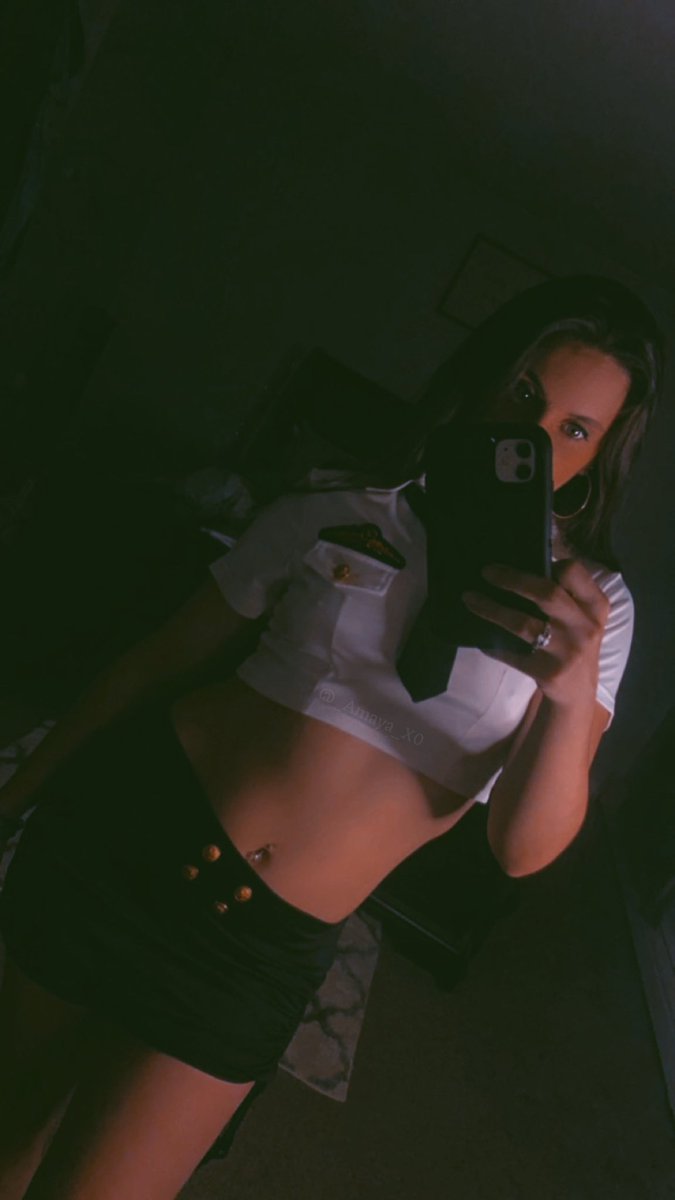 My names Amaya, I’ll be your pilot tonight👩🏽‍✈️ 

Wanna join the mile high club?🛩️😏

FinDom paypig humanATM cashcow roleplay Halloween bodyworship spoil drain submit
