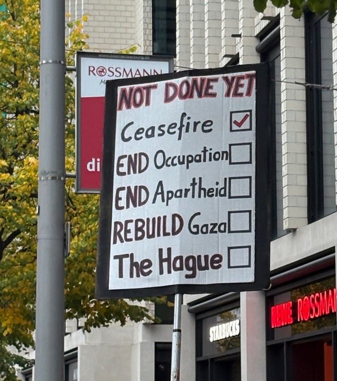 <a href="/graceelizh/">Grace</a> You are an idiot