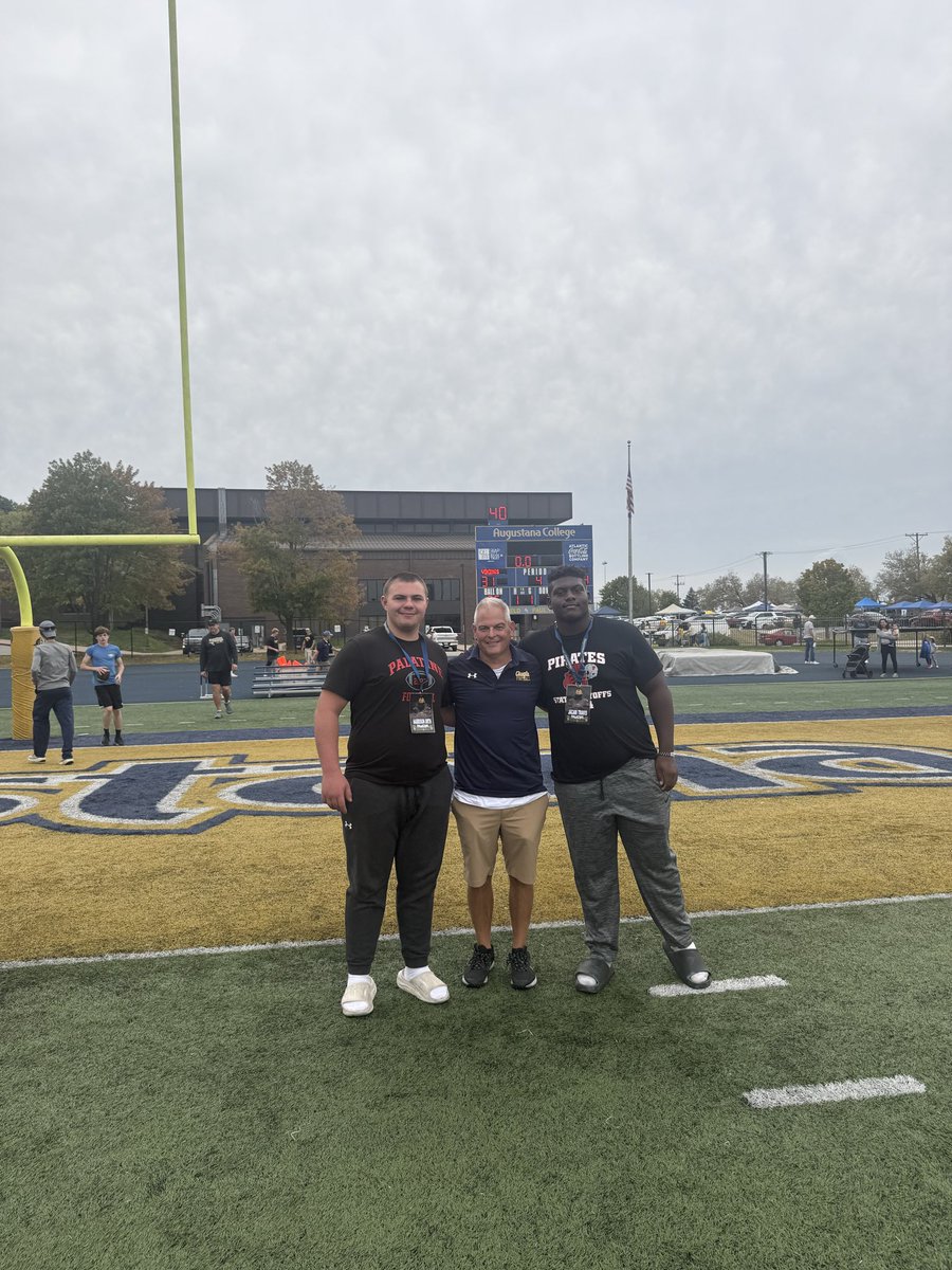 Had an amazing  game day visit. <a href="/AugieILfootball/">Augustana Football</a> and <a href="/Coachragone/">David Ragone</a>  Thank you so much for  having me. And fantastic job on the win today against  Carroll 

<a href="/OLMafia/">OL MAFIA</a> <a href="/dhpreps/">Daily Herald Preps</a> <a href="/PHS_Football/">Palatine HS Football</a> <a href="/PalAthletics/">Palatine Athletics</a> <a href="/PlayBookAthlete/">PLAYBOOK ATHLETE</a> <a href="/EDGYTIM/">Timothy “EDGYTIM” OHalloran</a> <a href="/Harrisonorth113/">Harrison Orth</a>