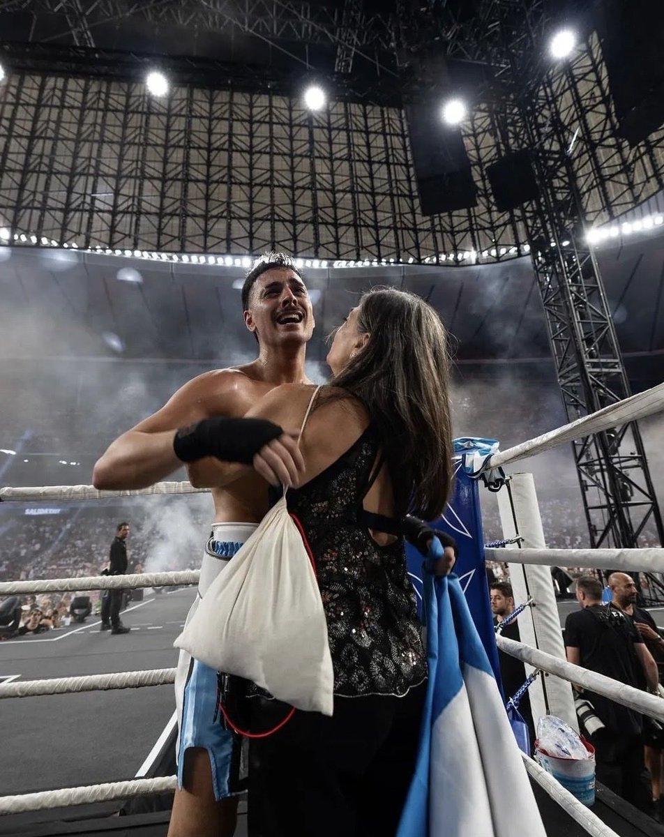 Coscu_Splinter's tweet image. Feliz día a Susana gracias por darnos a Coscu a Martin, no habrá otro igual más pasa el tiempo y más se agiganta su figura pionero y creador de todo, gracias eternas y feliz día de la madre para todos aquellos que forman parte de esta hermosa comunidad madre de todas las demás CA