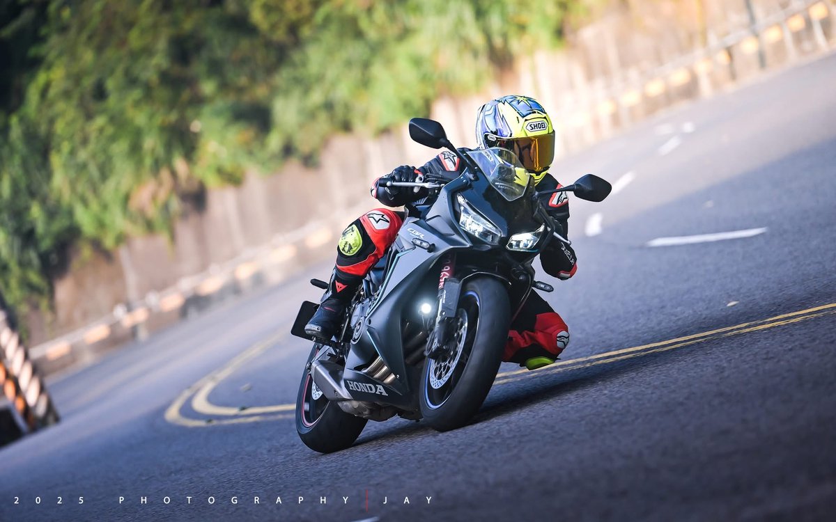 appliedforfun's tweet image. 發現新景點
開心🐶
加一張昨天的追焦照🐕
台三攝手都好會攝！

今天全程鎖著喔！成就達成 YA！

#lockedpuppybiker