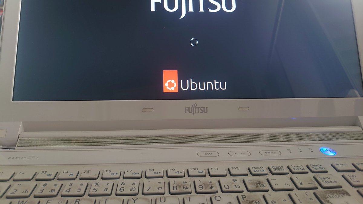 morokoshi_r's tweet image. windows11化失敗して漬物石になったノートpcから必要なデータを救出。

うぶんちゅusb刺してLinux起動して救出

ふぅ…