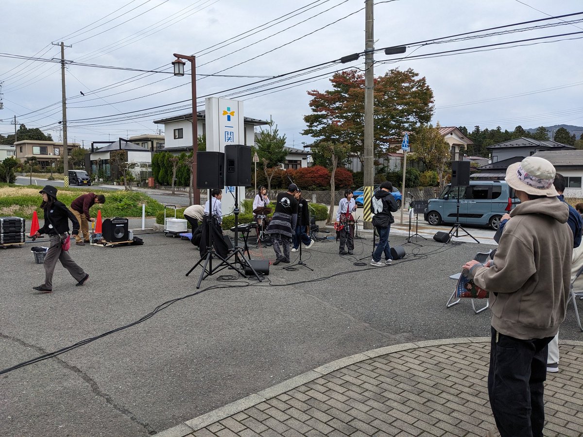 kuma5low's tweet photo. 本日のステージ
一関信用金庫ステージ、14:15〜出演です!
#平泉ジャズフェス
#OOHYEAH https://t.co/m13CCkP5Te