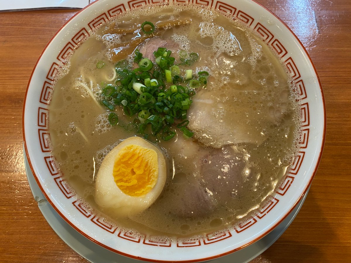 argosphil's tweet photo. #博多一路

群馬前橋にあります。

今まで食べてきた豚骨ラーメンの中でも、昨日は最高の一杯でした。この歳になってもそんな感動が得られるのは小さな幸せです。

ごちそうさまでした^_^ https://t.co/ymLLOFhoRO