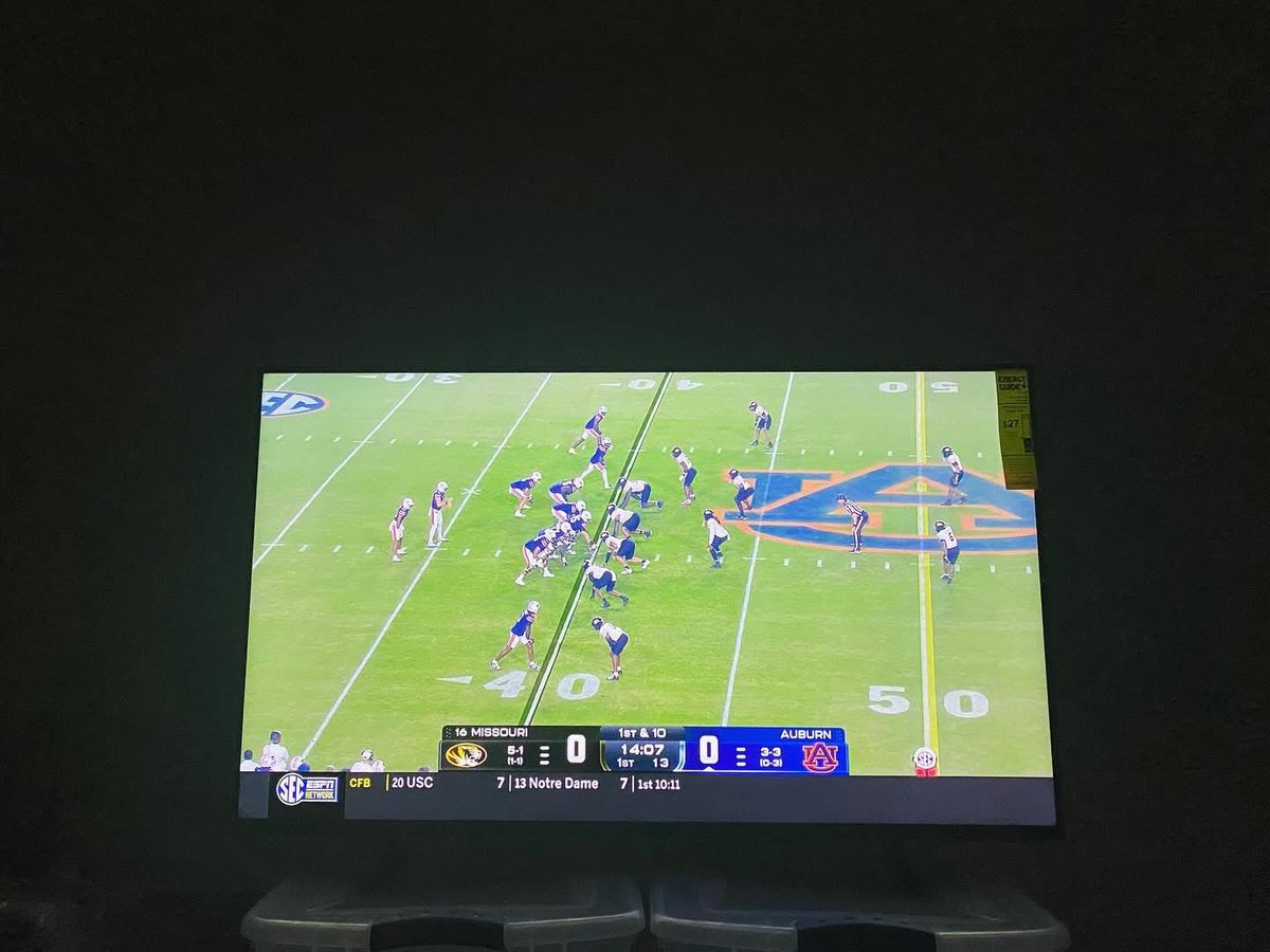 ILV2JOKE's tweet photo. M-I-Z, LET’S GO BLUES!! 

Both WINS, today! I’m excited to be able to watch in MN, now! 

@MizzouFootball @StLouisBlues 

https://t.co/cNlTau2a5c https://t.co/DdauW2GgOU