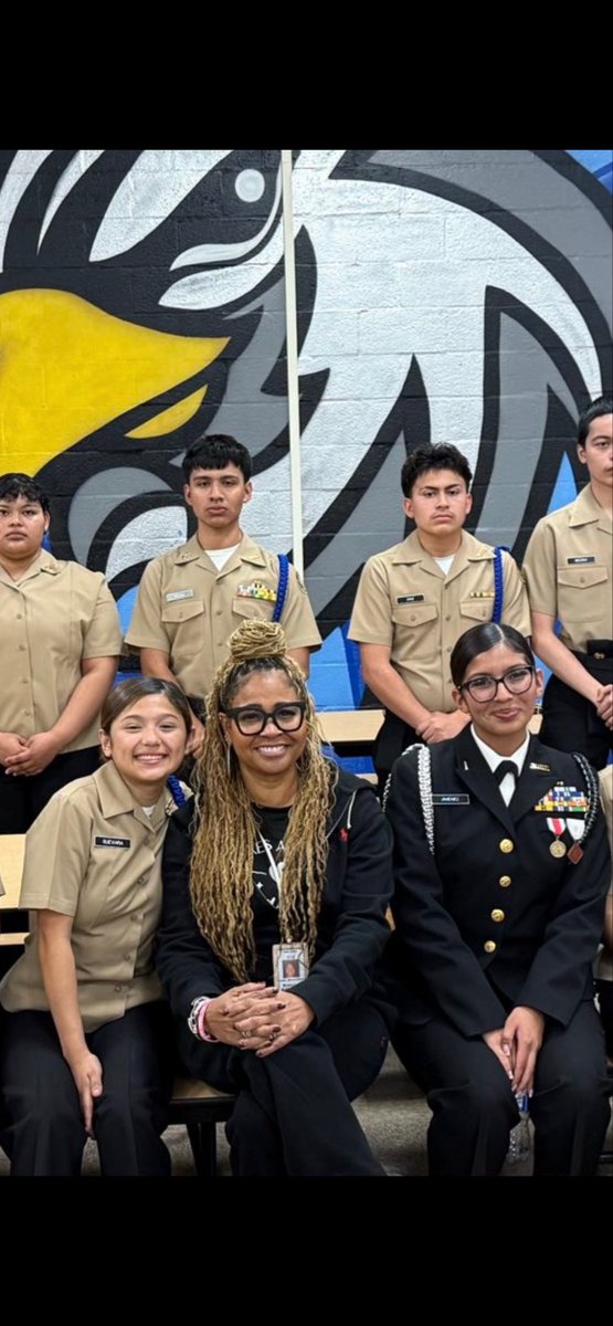 Michelle Monroe tweet media