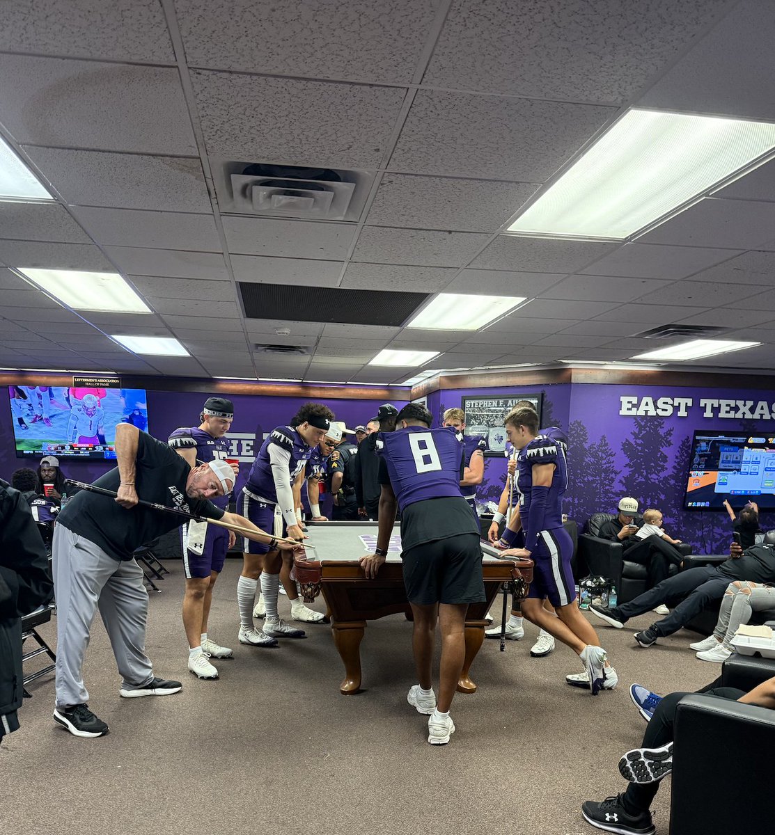 Wyd rn?

#AxeEm x #EastTexasTough