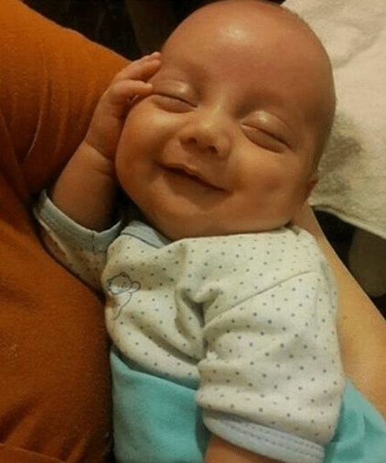 codeixx's tweet image. when u realized it&apos;s Sunday morning so u can sleep more