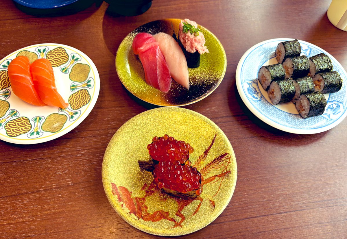 salza_0's tweet photo. うますぎ侍💸 https://t.co/TKGolB6Fjn