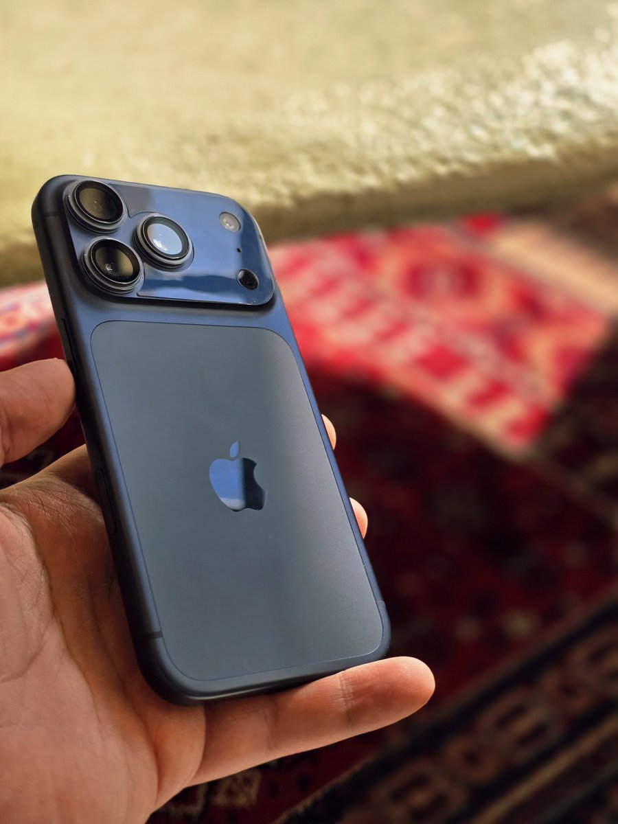 MHD4tech's tweet image. صباح الخير على الجميع ⚘️ 

بواسطة #GalaxyS25Ultra 
نمط البورتريه 📱