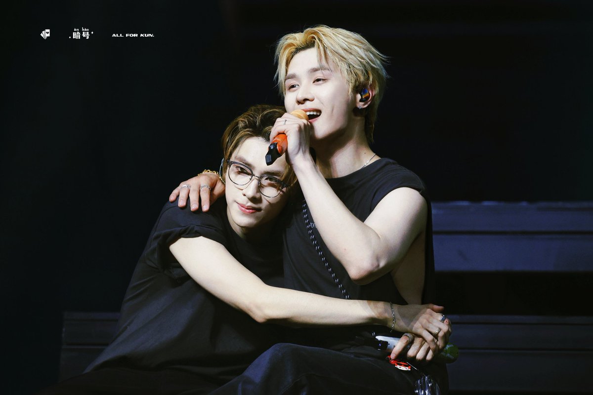 #KUN #WayV #钱锟 #威神V
#쿤 #웨이션브이
20251018 WayV Concert Tour [No Way OUT] in Shanghai

so cuteeeee☺️