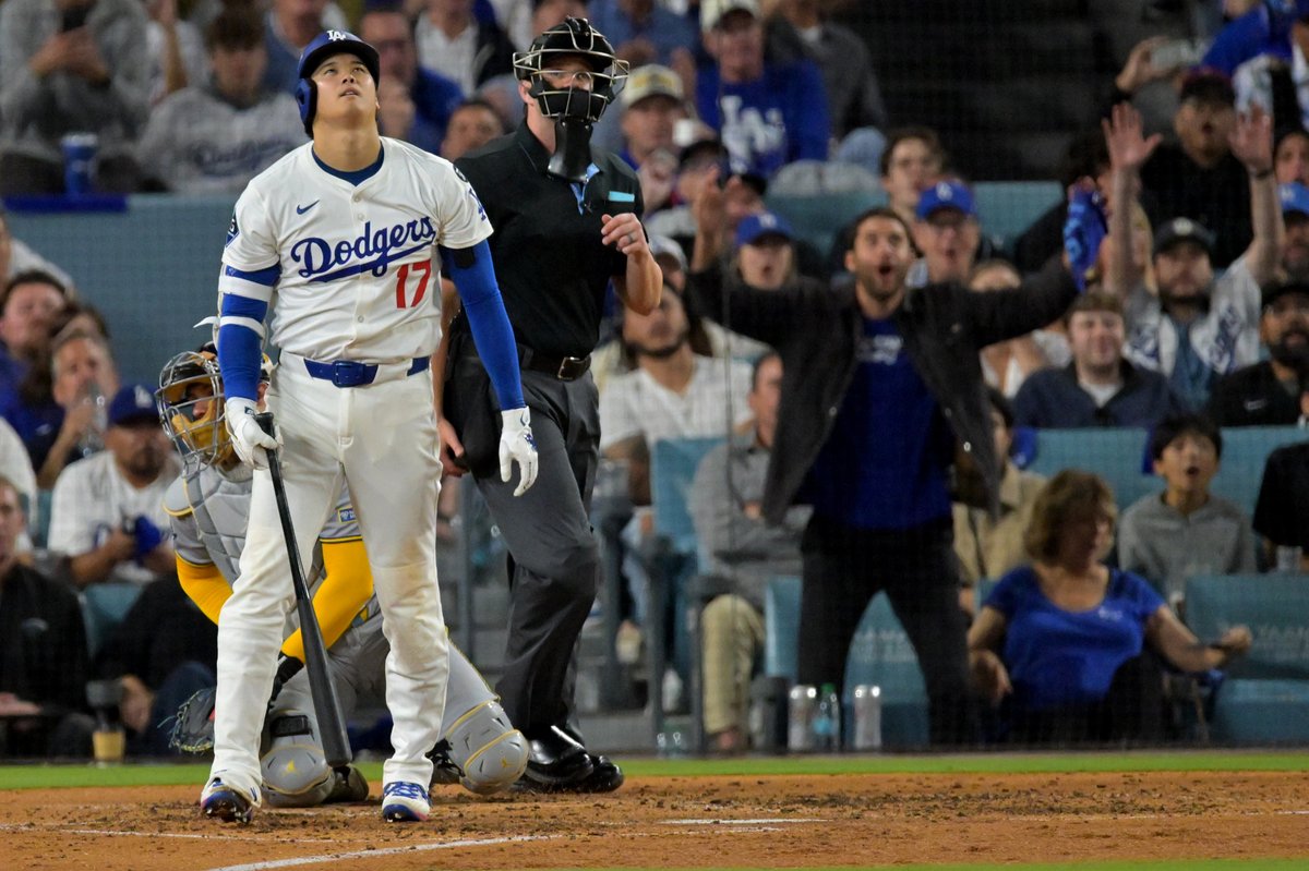 Reactions to Ohtani's homer 
😲😂