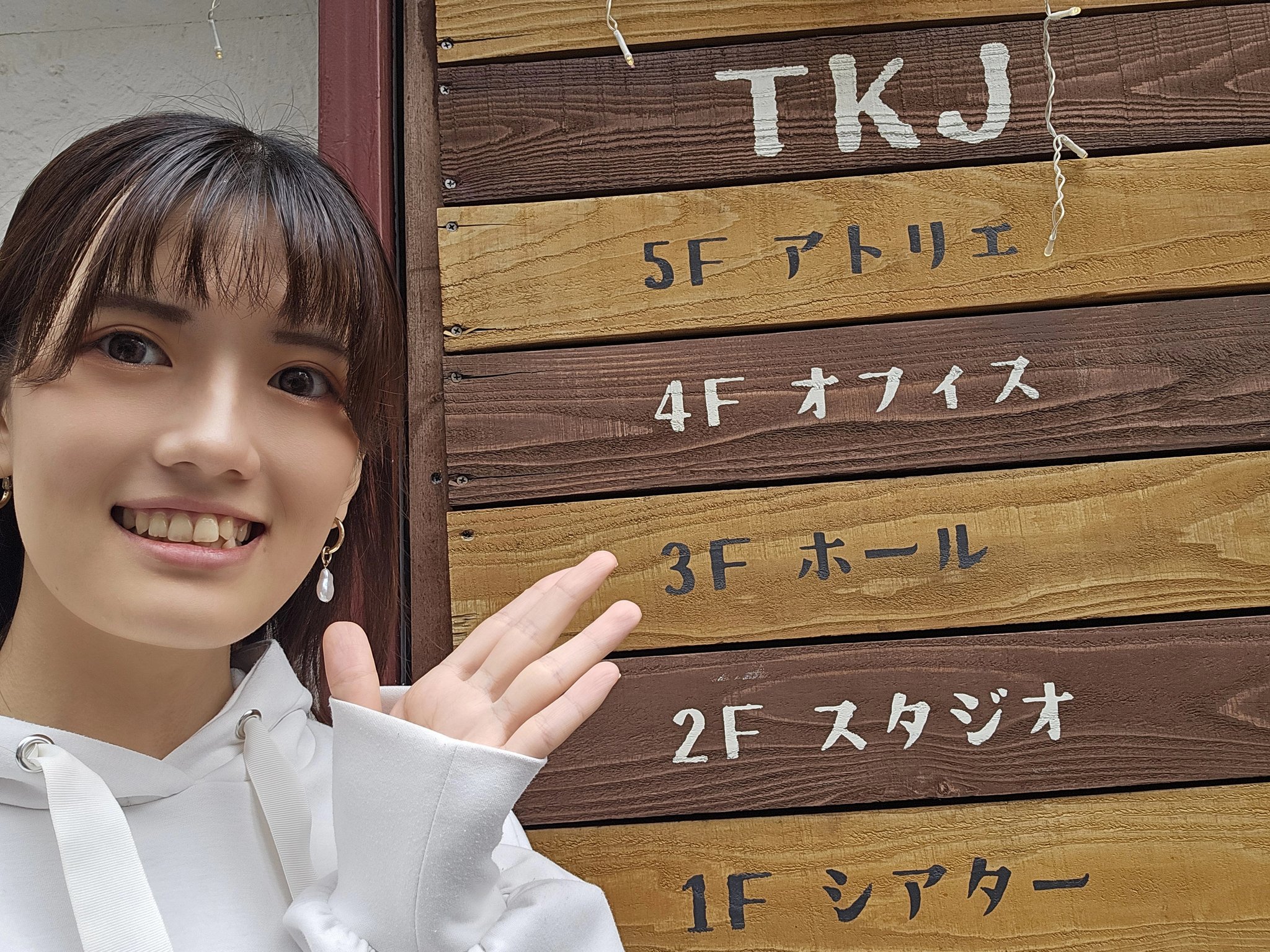 のちゃん　プロフ一読お願い　定期割引 ライブドアブログ、月間1,000万PV達成公式ブロガーが11人突破