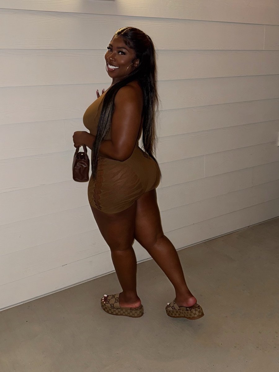 ariel_deshae's tweet image. 🤎🫶🏿