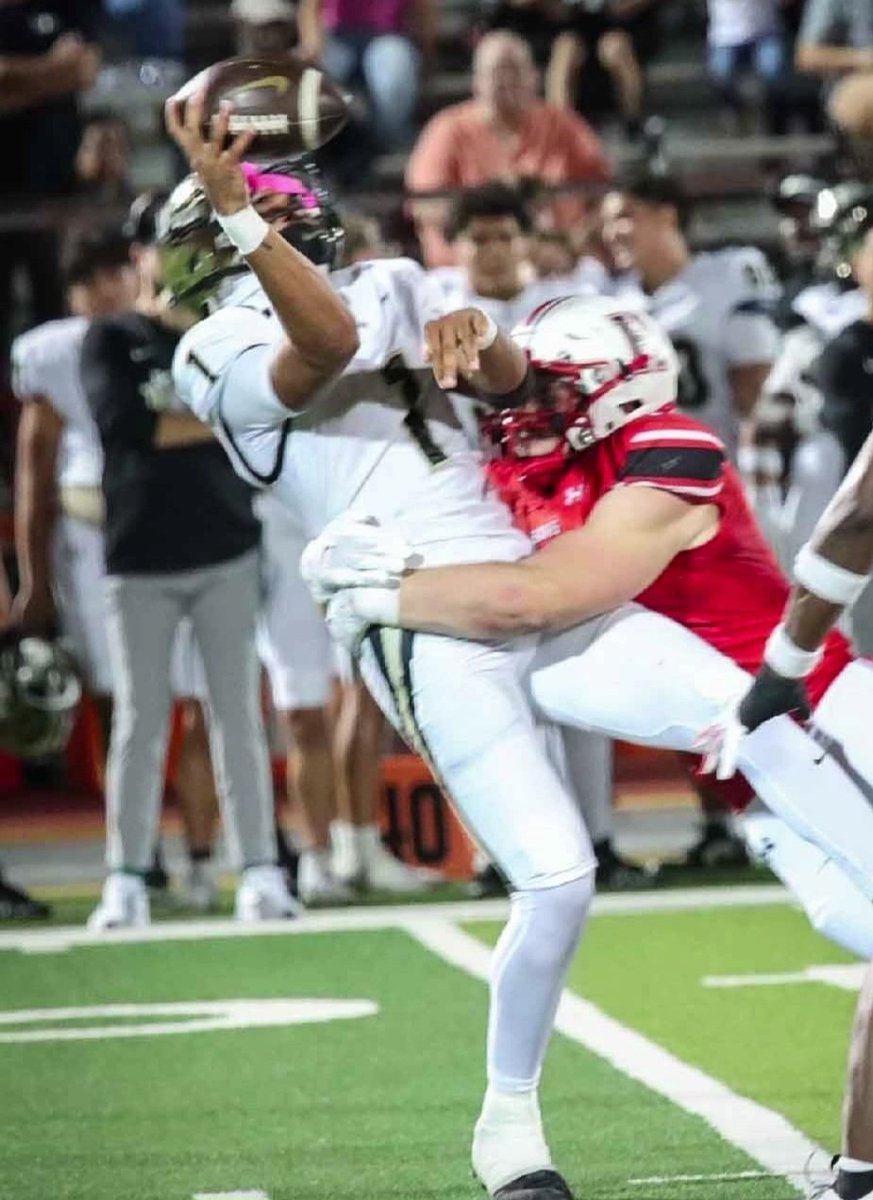 carson_adams16's tweet image. Great win vs Royse City as we move to 3-0 in district 10-6A.
Check out my highlights from the game.
#recruitTheH #wtd
@CoachMcNatt @CoachScarter
@CoachSoderquist @_CoachC
@HeathHawksFb
hudl.com/v/2T0qDy