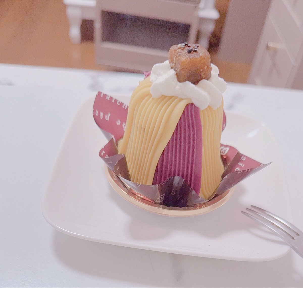 programmer817's tweet image. 今日のデザートはモンブランです🧡

#今日のおやつ #デザート #モンブラン