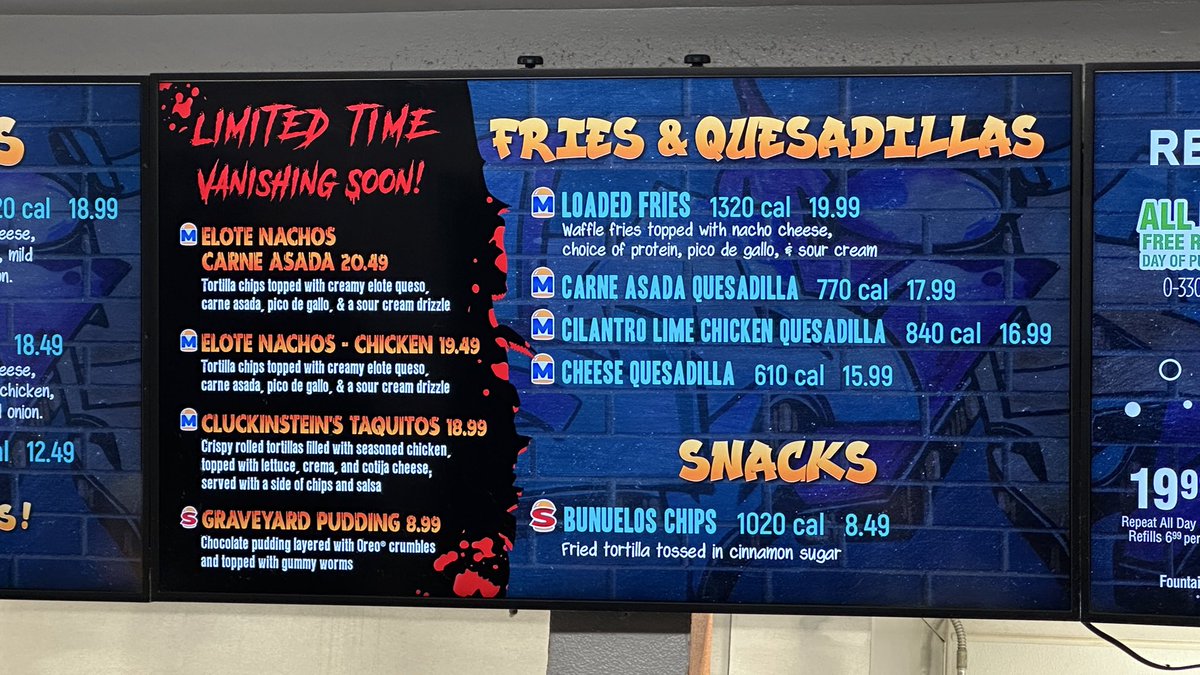 It’s so busy at fright fest that Twin  Charged Tacos is open! Never seen this place open ever 🤯 - Six Flags Magic Mountain - is it good?