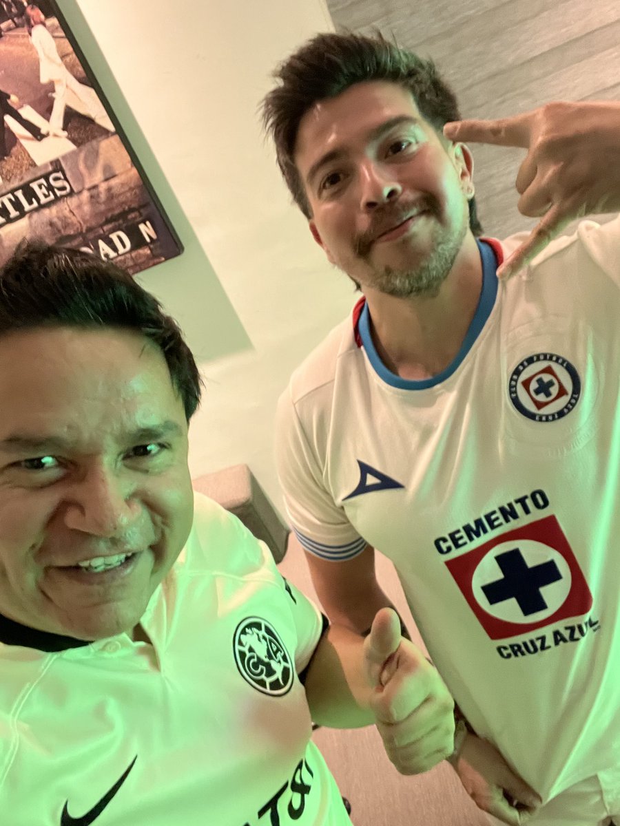 Erwin_rios's tweet photo. #existeotroladodelarivalidad 
SALUDOS DESDE TORREÓN 
ARRIBA LA MÁQUINA!!!!! 
Azul fififi https://t.co/5WppbV4uFK