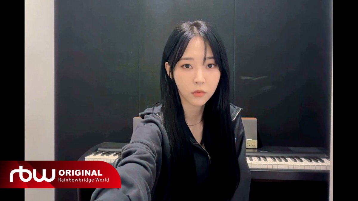 [#문별]

[Cover by 문별] 张远 - 看着我的眼睛说
(내 눈을 보고 말해줘)

🎼 youtu.be/b-7DdQJiQ4U

#마마무 #MoonByul #张远 
#看着我的眼睛说 #내_눈을_보고_말해줘