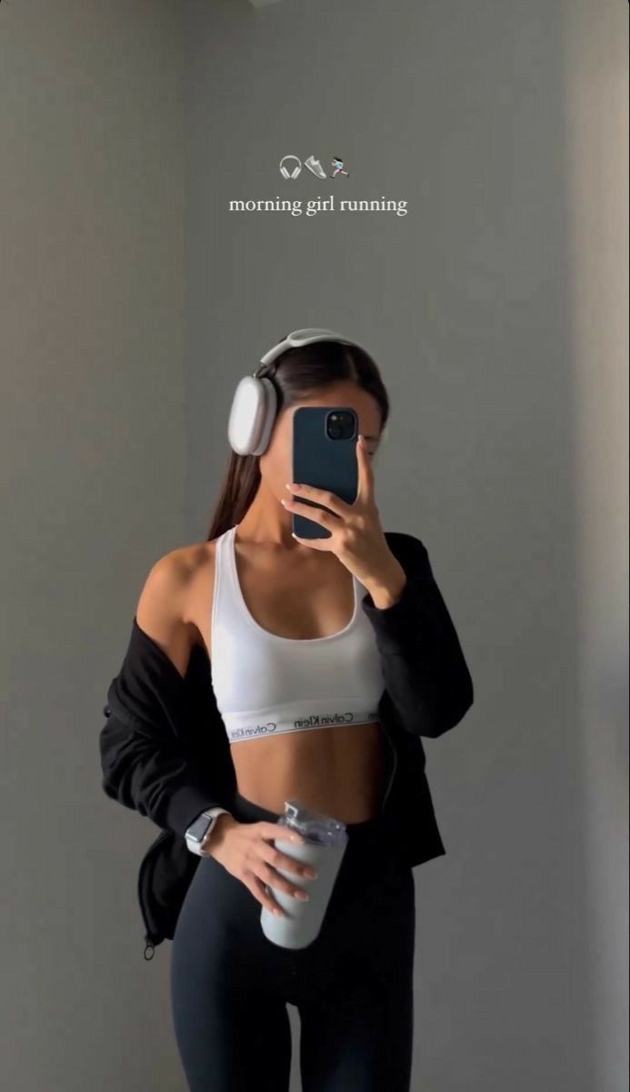 good morning! today we are staying hydrated, meditating, ignoring people who make us sad &amp; communicating our feelings.