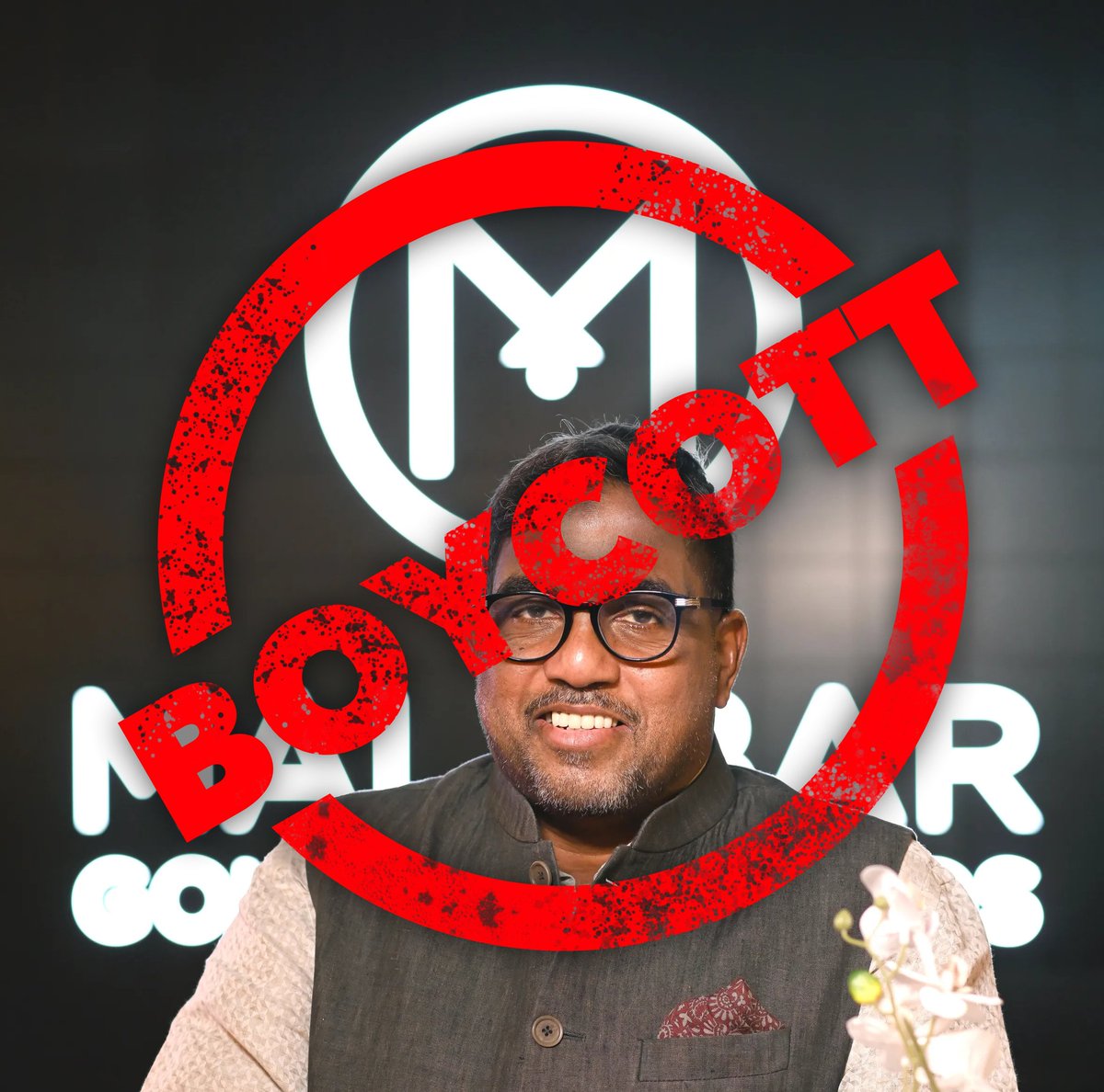 KV Iyyer - BHARAT 🇮🇳🇮🇱 (@bancheneproduct) on Twitter photo Don't buy Gold from M. P. Ahammed owned Malabar Gold & Diamonds
They were exposed, they attacked <a href="/vijaygajera/">Vijay Patel</a>
We stand rock solid with <a href="/vijaygajera/">Vijay Patel</a>
#BoycottMalabarGold
Image Credit <a href="/Tushar_KN/">Tushar ॐ♫₹</a> Don't buy Gold from M. P. Ahammed owned Malabar Gold & Diamonds
They were exposed, they attacked <a href="/vijaygajera/">Vijay Patel</a>
We stand rock solid with <a href="/vijaygajera/">Vijay Patel</a>
#BoycottMalabarGold
Image Credit <a href="/Tushar_KN/">Tushar ॐ♫₹</a>