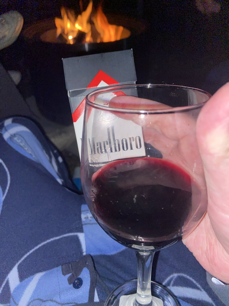 noTPjustmudbutt's tweet image. Blacks are my choice of cigarettes, like many other things #naijaboy #wigger #fortheculture