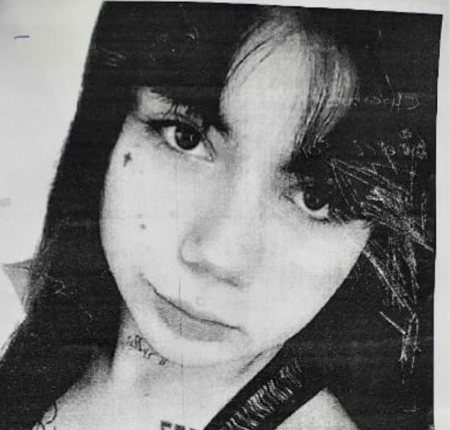 Sofía Mariana Giménez tiene 13 años, desapareció el 15/10/25 en Malvinas Argentinas, provincia de Buenos Aires. Se hizo la denuncia. Por favor compartir y avisar #Urgente a la policía local, o al ☎️ 911 

#MalvinasArgentinas #BuenosAires