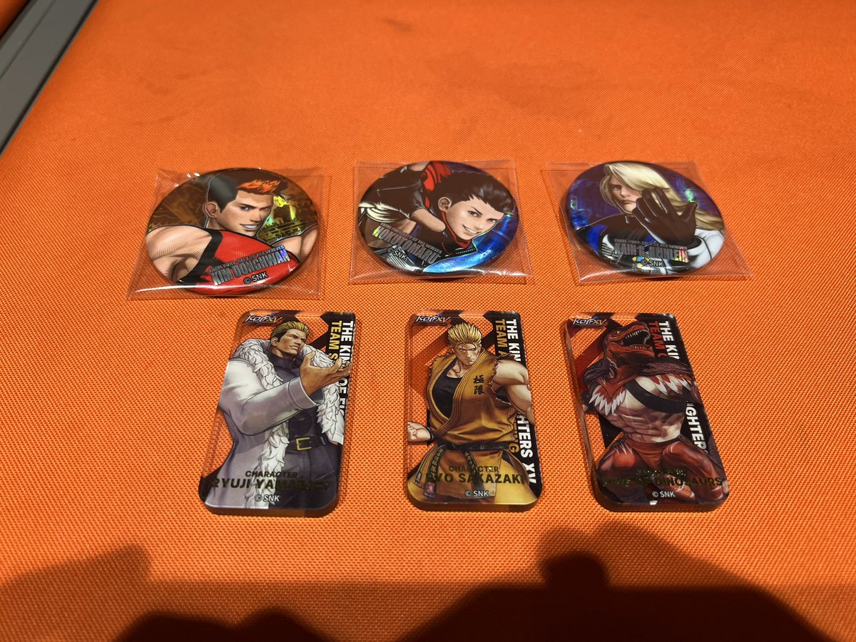 おはようございます🌞

本日SCS最終日！！

昨日はたくさんのお祝いの言葉ありがとうございます😭😭😭

のちほど返信させてくださいね😆

会場でみんなでガチャしました😆

狙いは15はシュンエイ ククリ イスラ デュオロン

餓狼は北斗丸狙いで、北斗丸きましたぁ！！これは今日あるぞ！？？