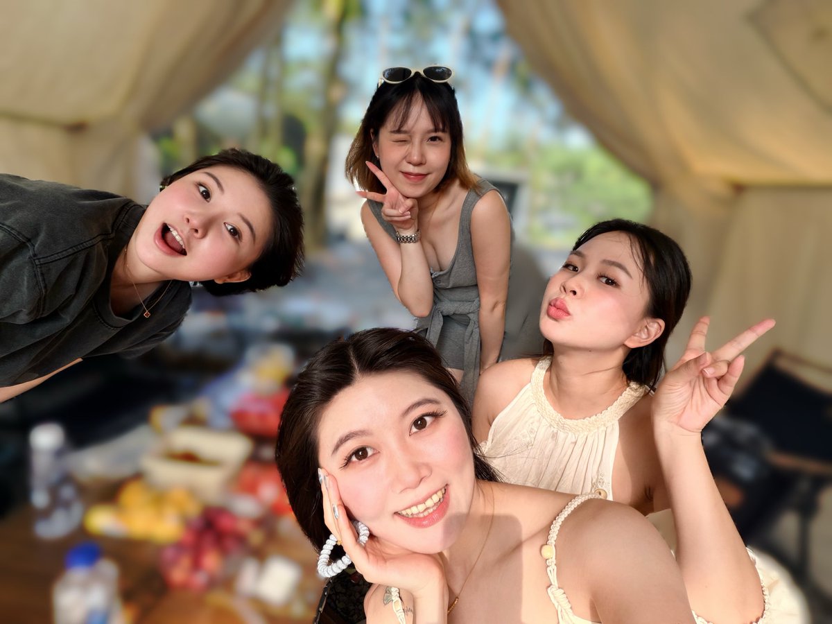 Una繁星 tweet media