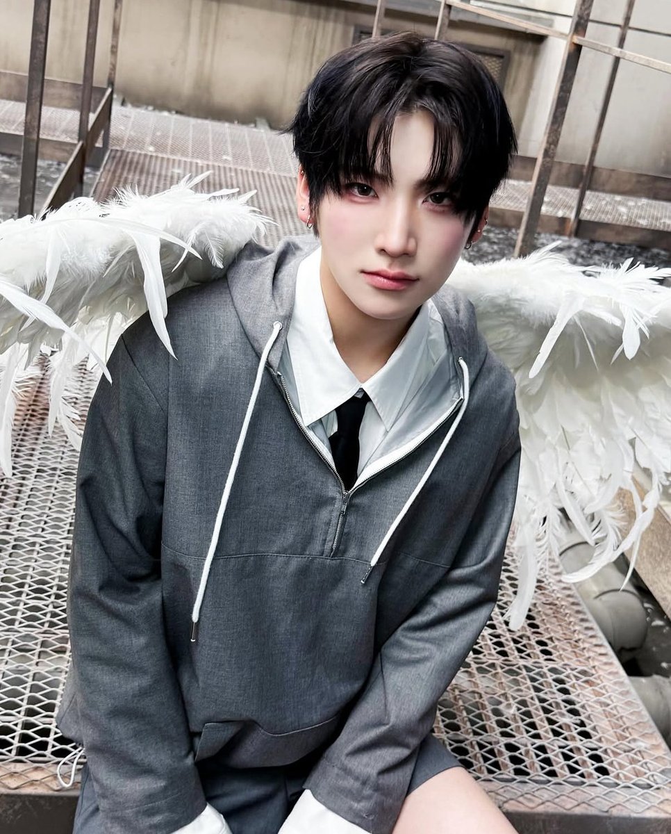 maishiteyu's tweet photo. 인스타에 유마 천사님..... 아..... 😭😭😭😭😭😭 https://t.co/KHRDYz0QoS