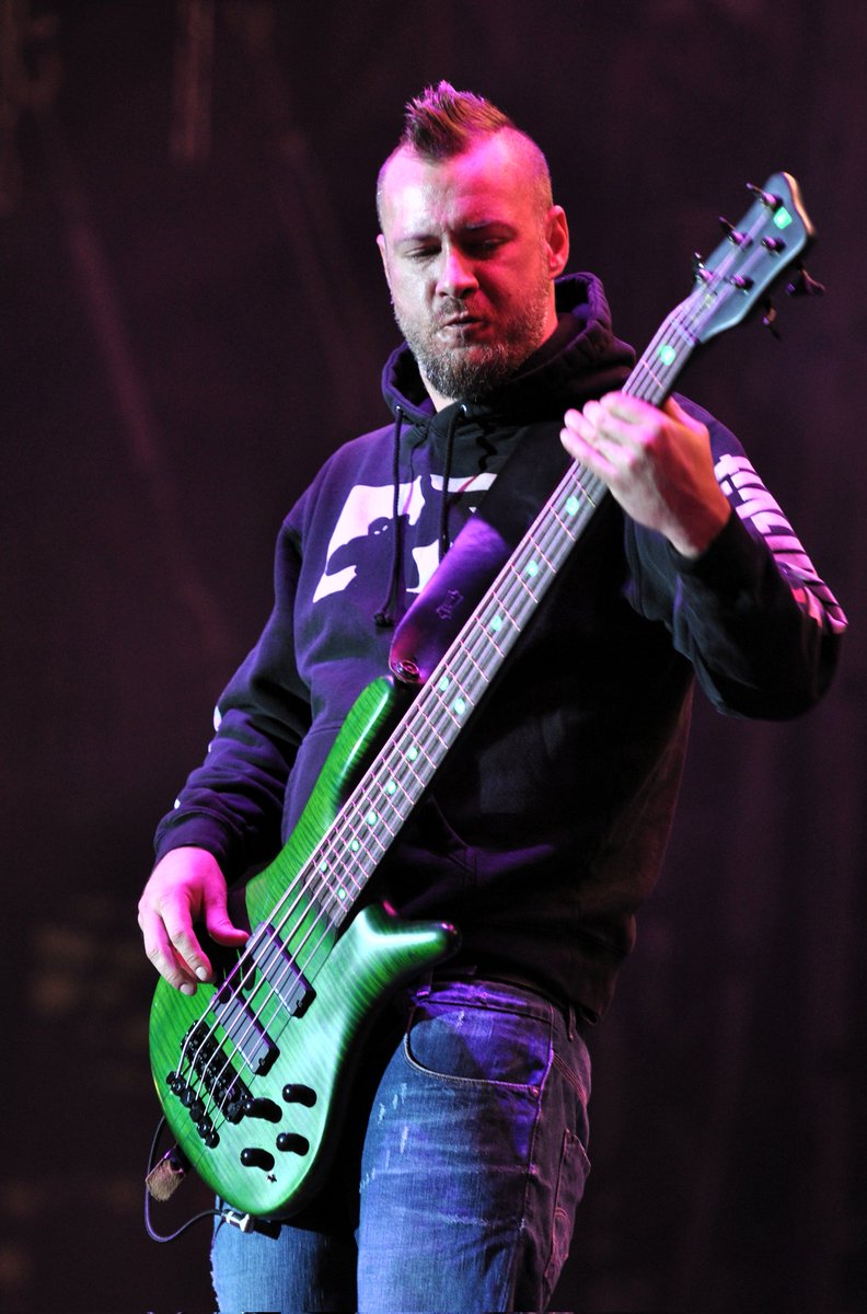 CSaplin8892's tweet image. Samuel Robert Rivers (September 2, 1977 – October 18, 2025) was an American musician. He was the bassist and backing vocalist of the nu metal band Limp Bizkit ...

#sam #rivers

Get more news link:vlly.xyz/E6pYJ