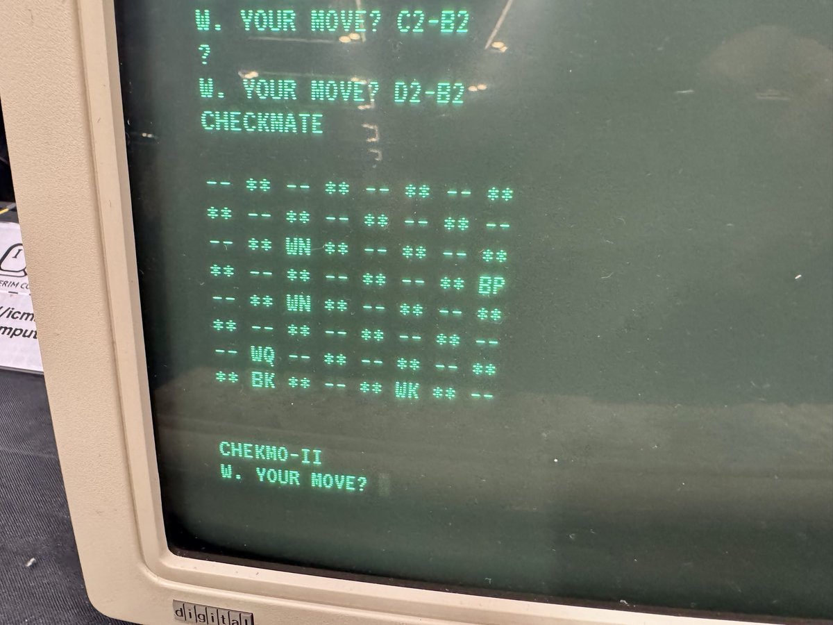 sdf_pubnix's tweet image. Congratulations to the chess master who beat the PDP-8 today!

Thank you for playing