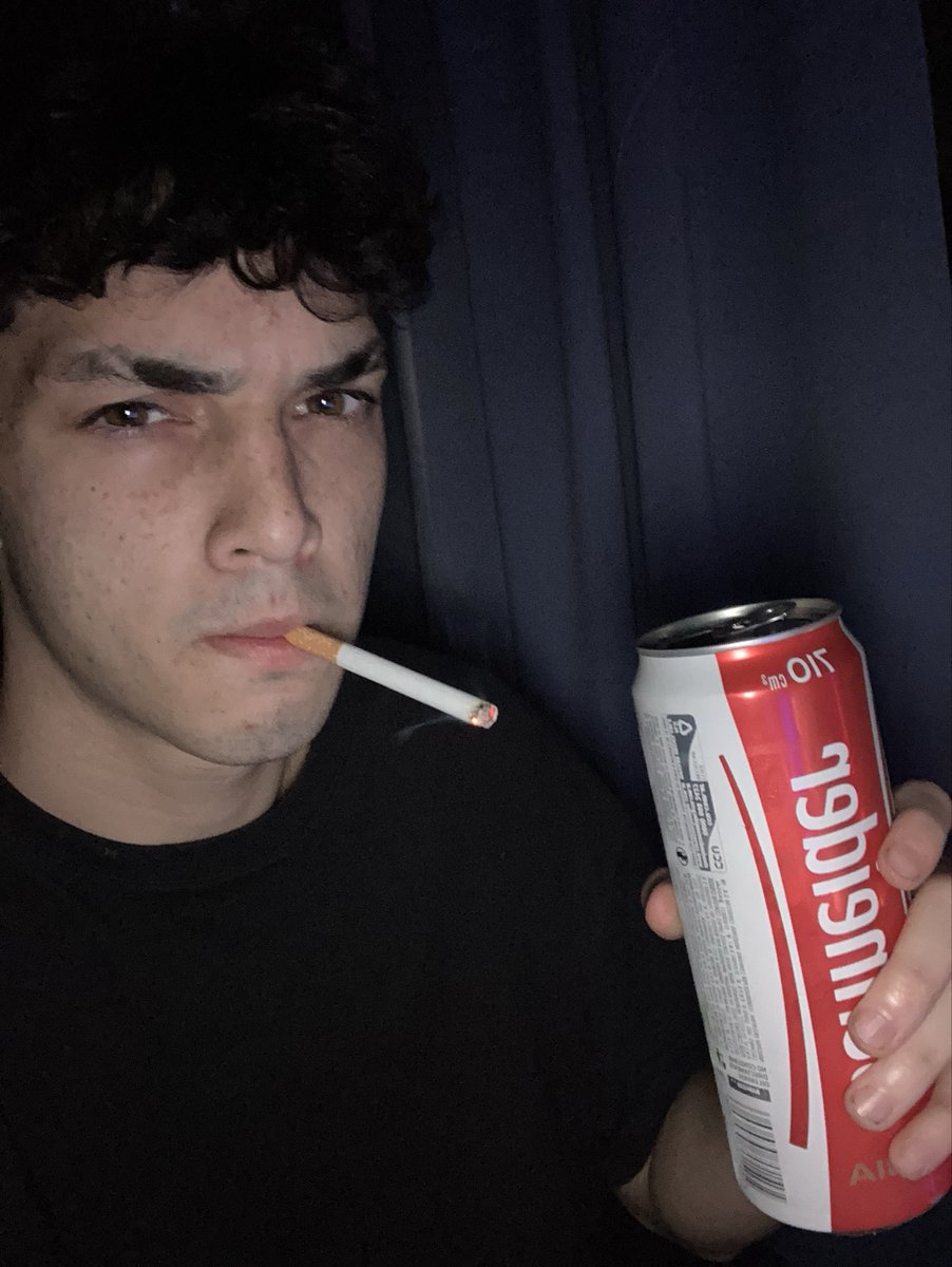 Las pibas: ay q ansiedaddd
los pibes: