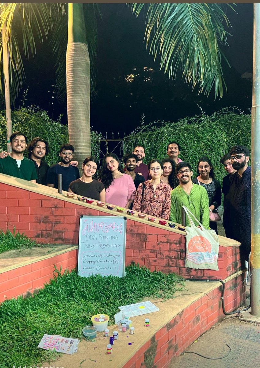 juhureads's tweet photo. Readers who delve deeply into books often awaken a well of imagination within them. A spark that flows from the written word to the canvas, diyas in this case! A photo from our silent reading circle yesterday. While some of us read most of us painted. https://t.co/2HSfkK0zH9