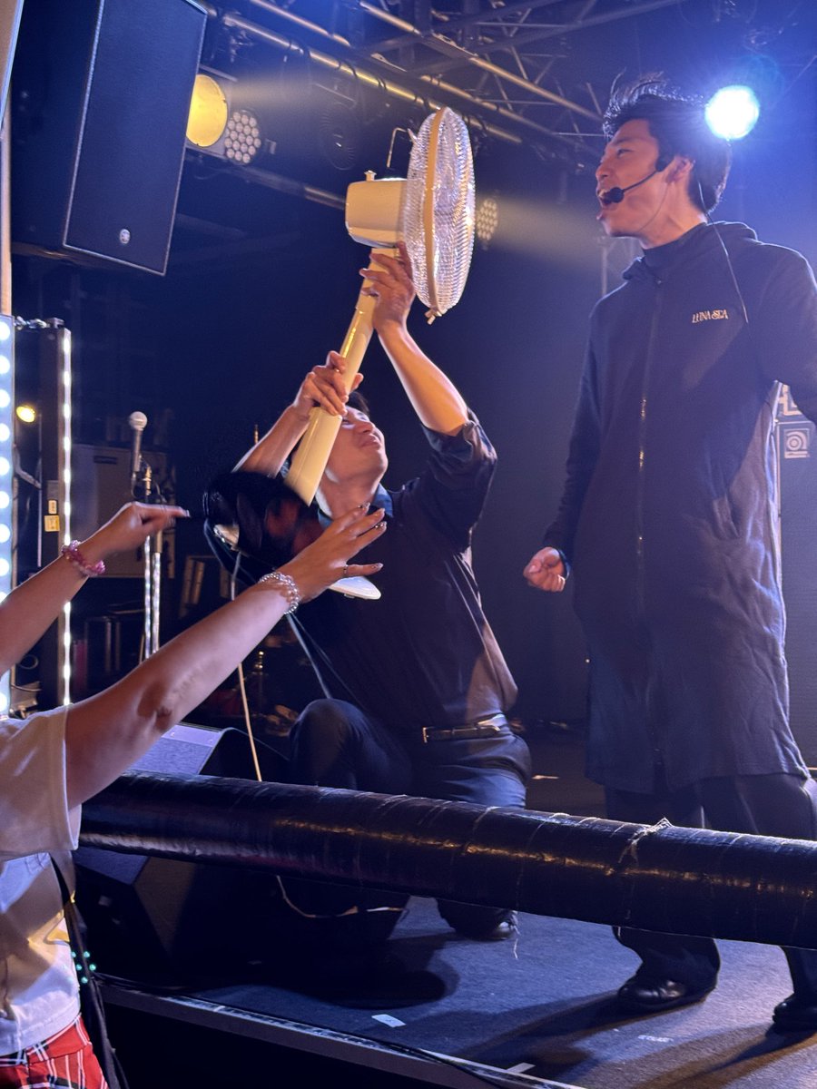 相川七星 tweet media