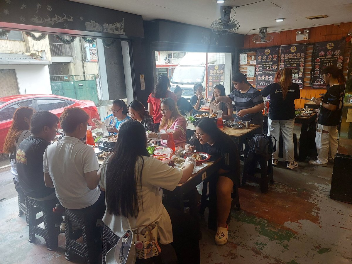 YinAnanWongPh's tweet photo. Happening now: Our filo-yors enjoying our samgyup party for Yin
A Meat and Meet: Yin Birthday Event
#yinyiny_anw #Yawph https://t.co/HLLmKW78WO